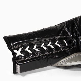 Guantes de boxeo Cleto Reyes Entrenamiento Tradicional CE4 Negro-plata con cordones