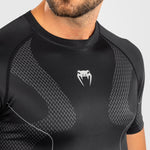 Rashguard Venum Nexus manga corta