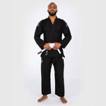 BJJ Gi Venum En primer lugar