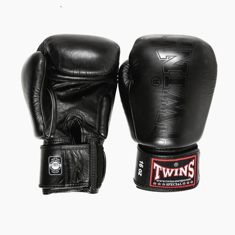 Guantoni-Muay-Thai-Twins-
