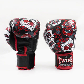 Guantes Muay Thai Twins Special FBGVL 3 Skull Rojo 