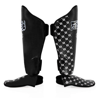 Espinilleras Fairtex Competición SP5 con parapiés Negro 