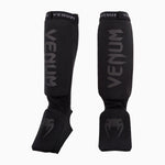 Espinilleras con protector de pies a media Venum Kontact 