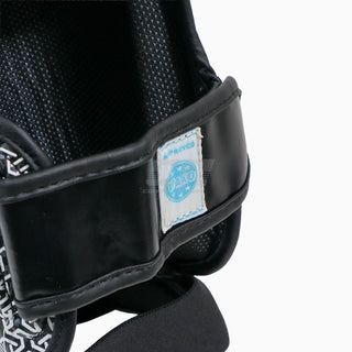 Espinilleras con parapiede Adidas Pro Kickboxing WAKO Negro-blanco 