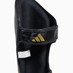 Espinilleras con parapiede Adidas Pro Kickboxing WAKO Negro-oro 