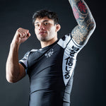 Rashguard Half Sumo Sugoi Ranked Blanco-Combat Arena