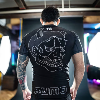 Rashguard Half Sumo Sugoi Ranked Negro-Combat Arena