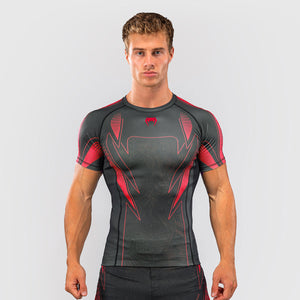 Rashguard Venum Amazonia Reborn mangas cortas Negro-rojo-Combat Arena