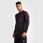 Rashguard Venum G-Fit Air mangas largas Negro-rojo 