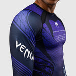 Rashguard Venum Tekken 8 Kazuya mangas largas Negro-violeta-Combat Arena