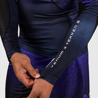 Rashguard Venum Tekken 8 Kazuya mangas largas Negro-violeta-Combat Arena