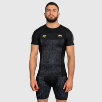 Rashguard Venum x Chimaev Wild Borz mangas cortas Negro-Combat Arena