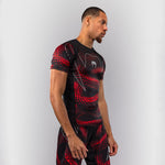 Rashguard Venum Matupa mangas cortas Negro-rojo 