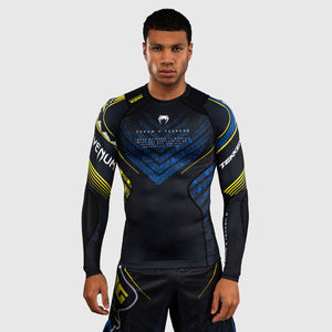 Rashguard Venum Tekken 8 King mangas largas Negro-amarillo 