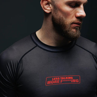 Rashguard Manto Fighting mangas cortas Negro