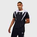 Camiseta Venum Attack 90 Dry Tech Negro-blanco-Combat Arena