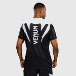 Camiseta Venum Attack 90 Dry Tech Negro-blanco-Combat Arena