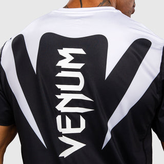 Camiseta Venum Attack 90 Dry Tech Negro-blanco-Combat Arena