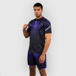 Camiseta Venum Dry Tech Tekken 8 Kazuya Negro-violeta-Combat Arena