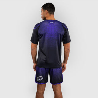 Camiseta Venum Dry Tech Tekken 8 Kazuya Negro-violeta-Combat Arena