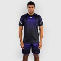 Camiseta Venum Dry Tech Tekken 8 Kazuya Negro-violeta-Combat Arena