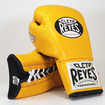 Guantes de boxeo Cleto Reyes Safetec CB4 Amarillo con cordones